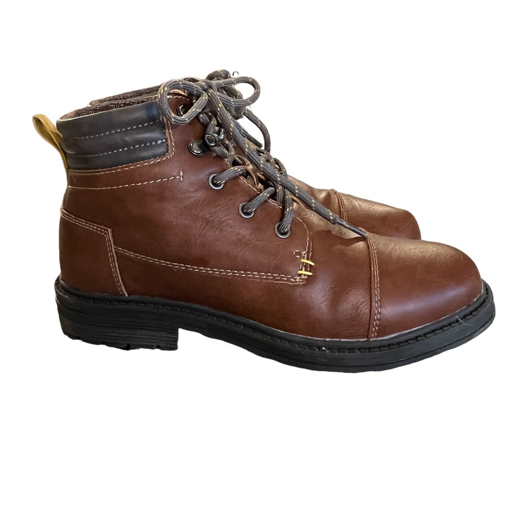 Crevo Lace Up Boots Booties Youth Size 3.5 Preowned Very Good Condition